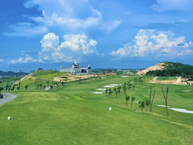 3 sân golf ở Bắc Giang review chi tiết và cập nhật nhất [thoigian]