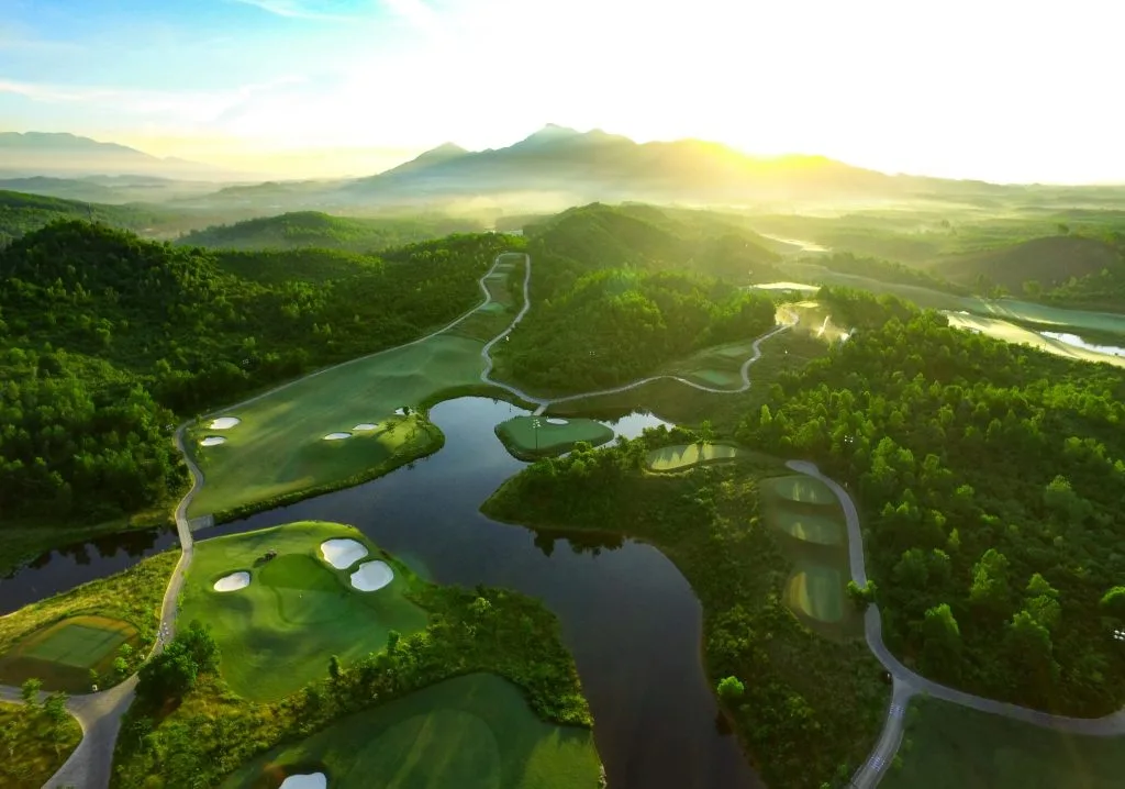 Sân Golf Bà Nà: Top 5 Đặc Điểm Của Sân Golf Dài Nhất Việt Nam