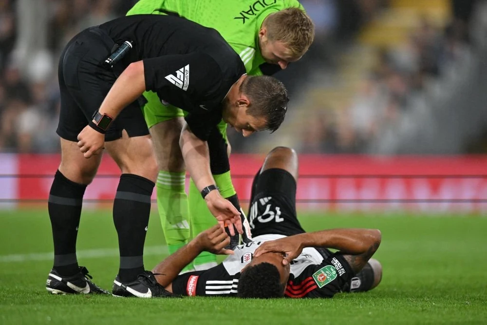 Cập Nhật Luật Bù Giờ Trong Bóng Đá Theo Tiêu Chuẩn Của FIFA