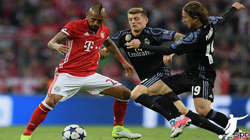 Tinh thần cạnh tranh ấn tượng và lòng can đảm là đặc điểm nổi bật của vị trí này. CMF là gì trong bóng đá? Những đặc điểm và vai trò