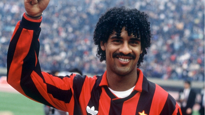 Frank Rijkaard từng là cầu thủ xuất sắc nhất của CMF. CMF là gì trong bóng đá? Những đặc điểm và vai trò